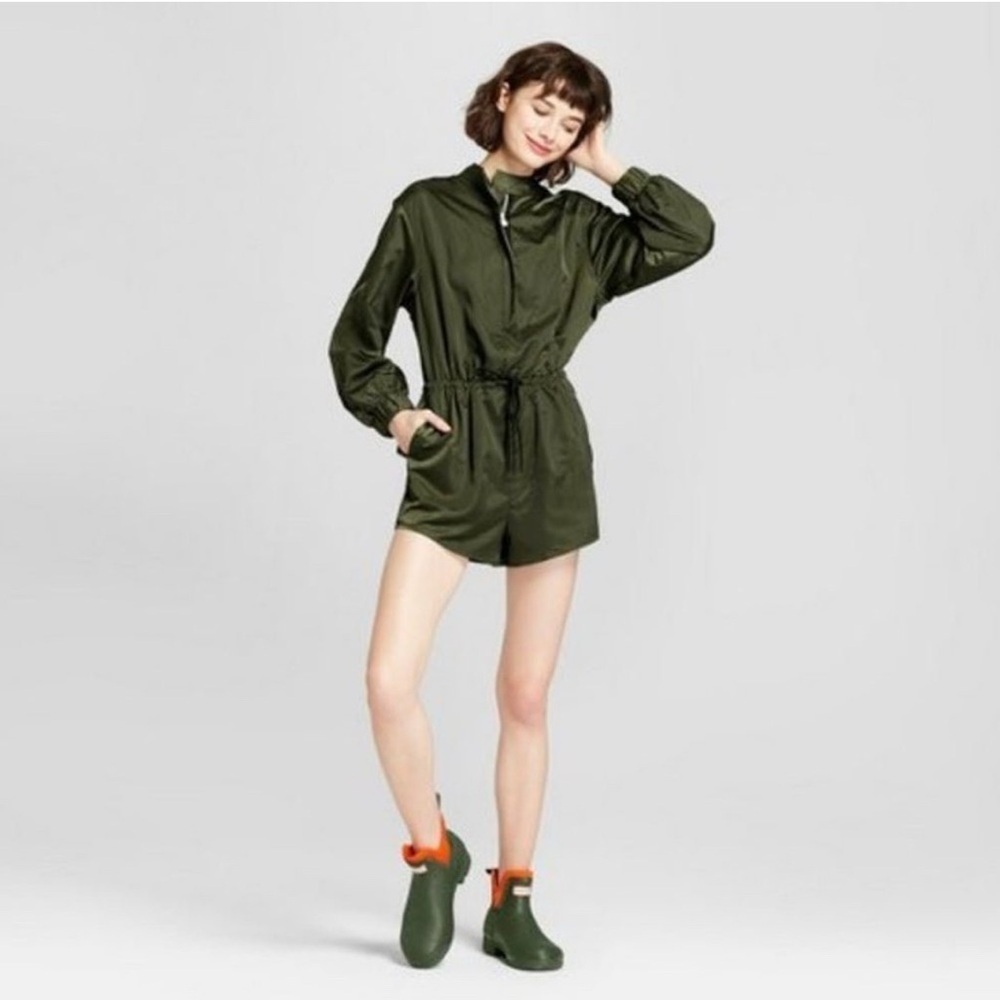 *NWT* Hunter for Target Olive Green Zip-Up Utility Romper, Size Small
